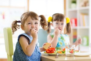 Children eating lunch at school